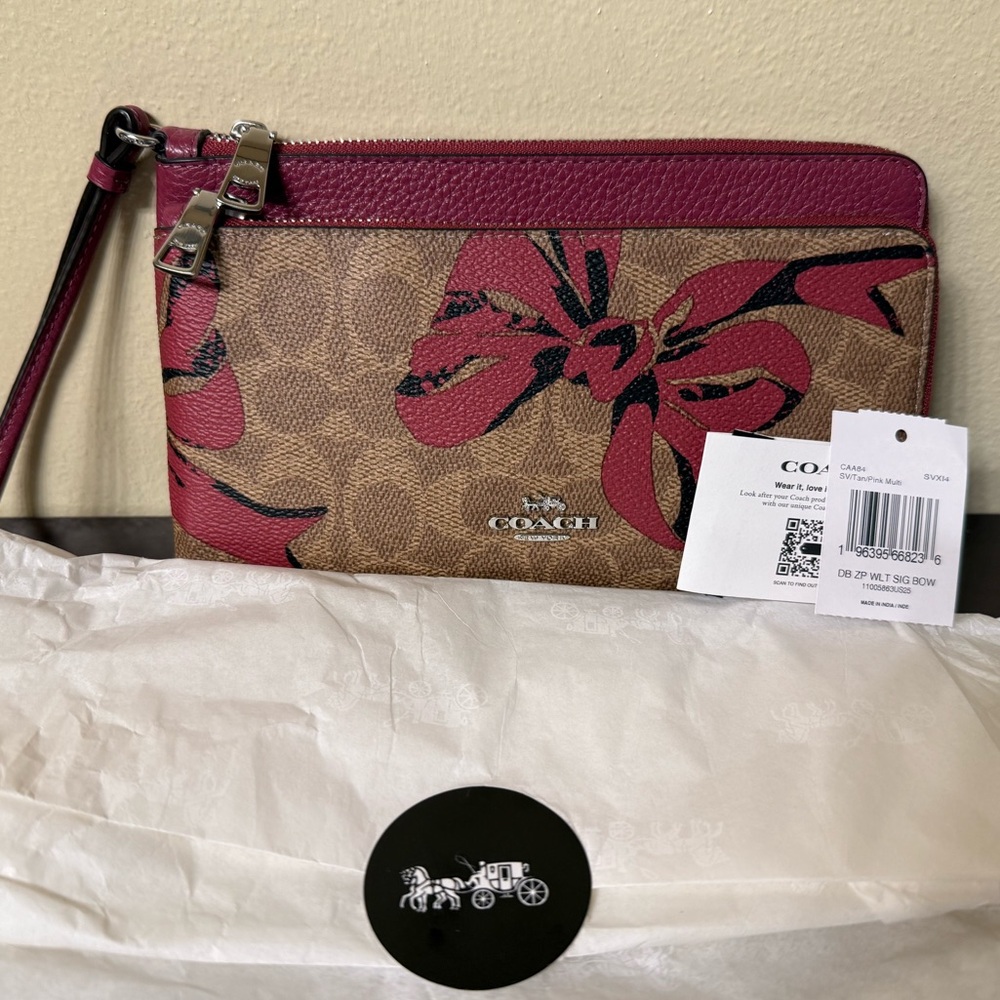 Coach Double Zip Wallet In Signature Canvas With Pink Bow Print